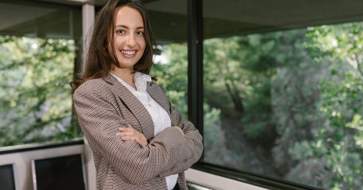 How to Choose the Right Food Stations for Your Wedding Theme