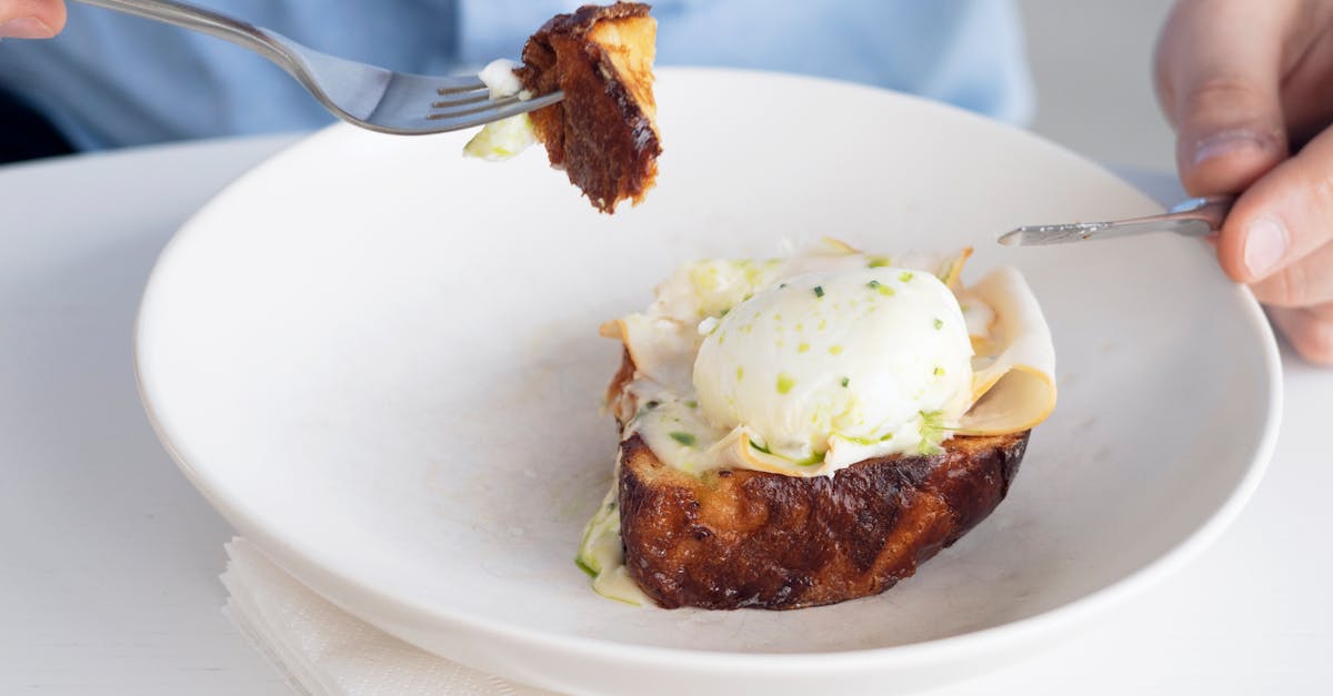 How Weather Impacts Outdoor Wedding Venue Choices