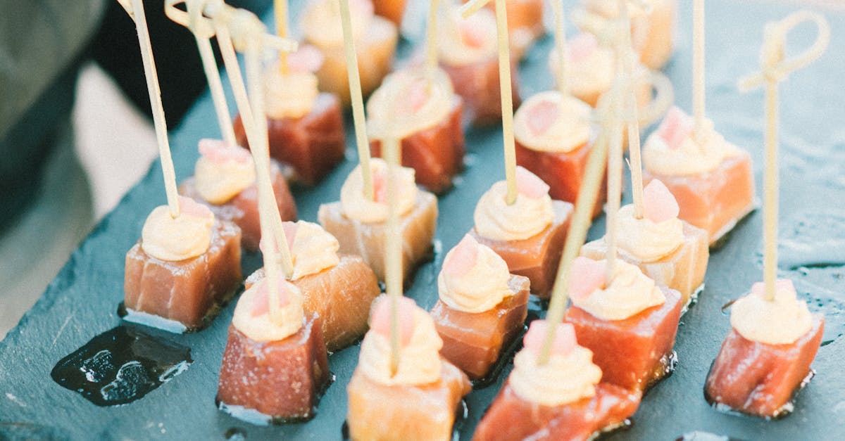 The Benefits of Choosing Cocktail Style Catering for Modern Weddings